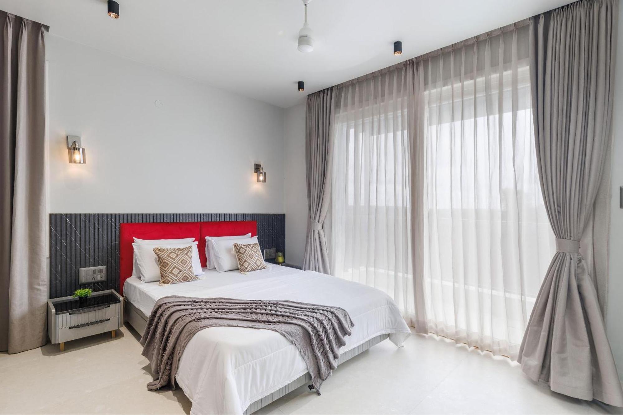 Celestial Sapphire Villa Pvt Pool Veg Food 4Bhk Dod Ballāpur Exteriör bild